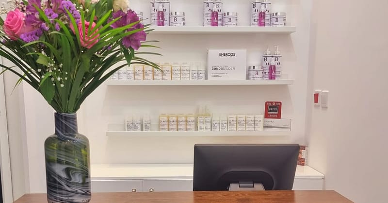 Waxing Or Threading Experience At Ombre Salon - Arjan (Barsha South) Dubai - Image 2