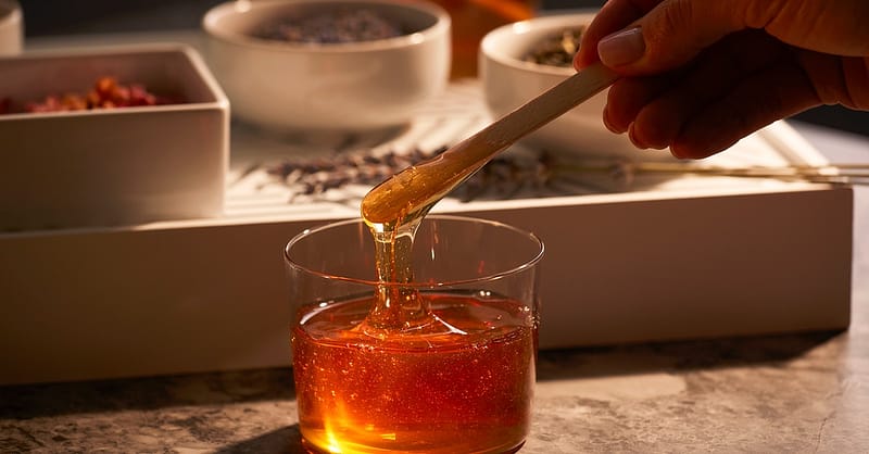 Waxing Services At Mirrors Beauty Lounge Dubai