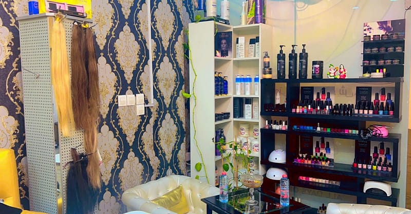 One-Hour Cleansing Facial At Vinis Beauty Art Ladies Centre Llc Dubai - Image 7