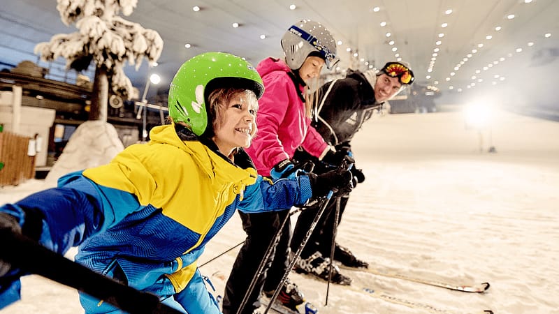 Ski Dubai: Snow Premium with Penguin Encounter + Free Al Shindagha Museum Ticket - Must-see attractions - Image 2