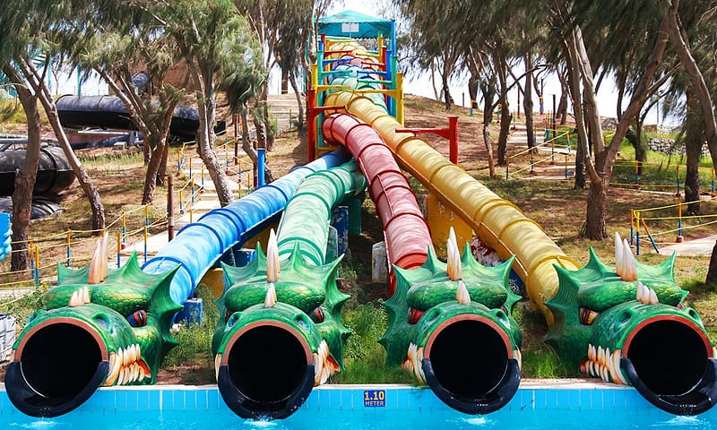 Dive Into Adventure: Full Day Admission Dubai - Image 8